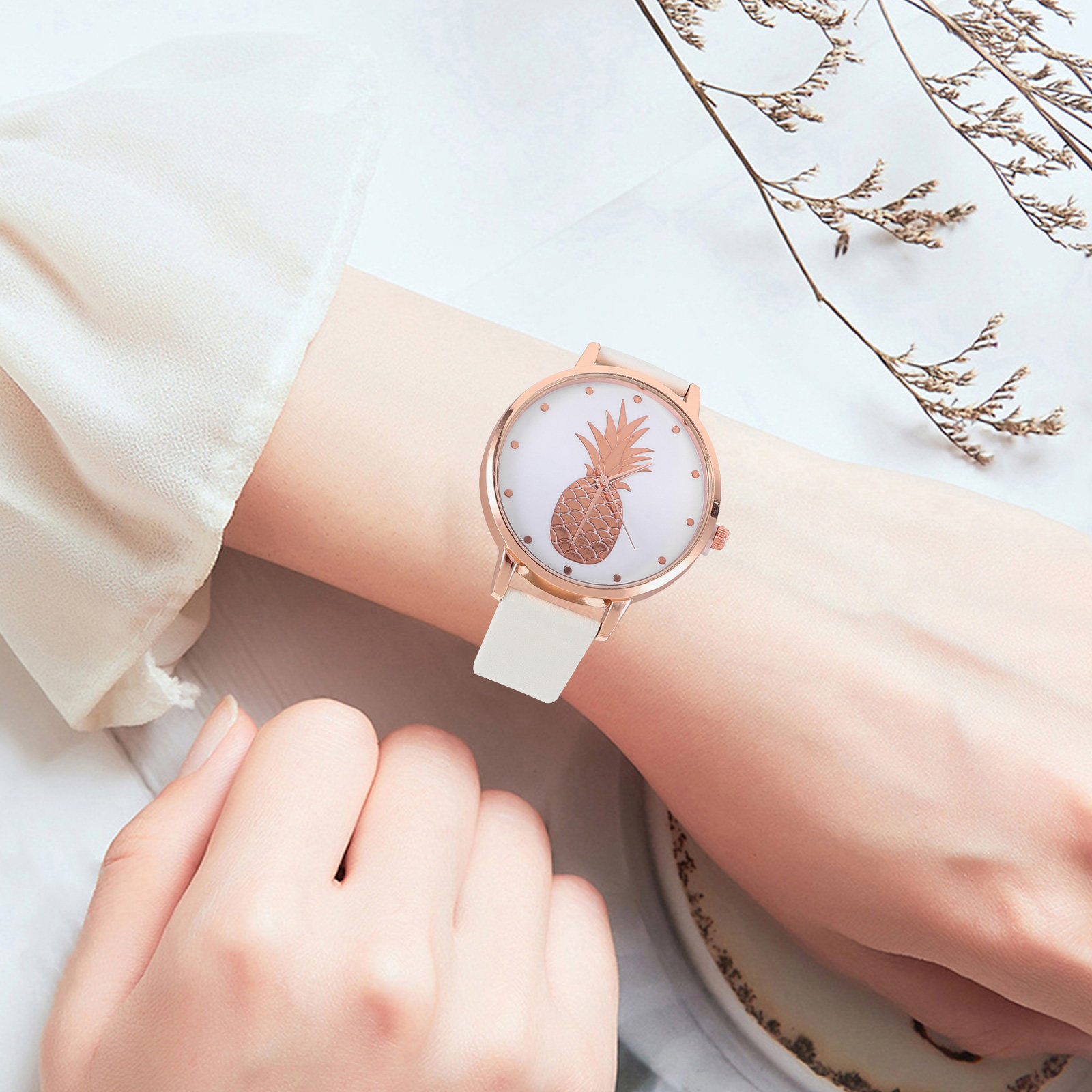 パイナップル柄のレディース腕時計。クォーツムーブメント、シン - Luxury Watch Gift For Her のレビューと価格