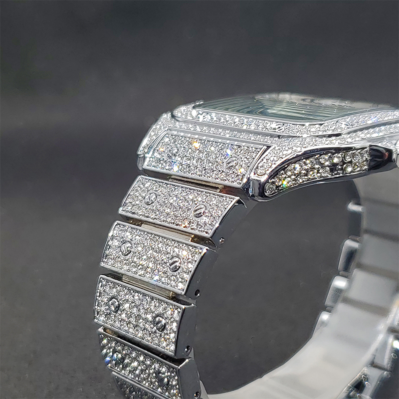 MISSFOX スクエア腕時計男性の高級デザイナーダイヤモン - Luxury Watch Iceberg のレビューと価格